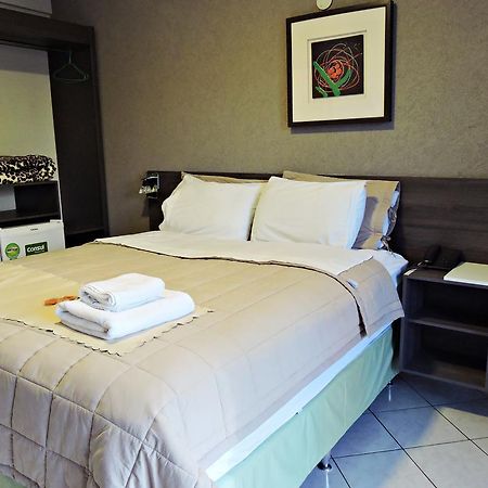Hotel Piro'Y Presidente Franco Ngoại thất bức ảnh
